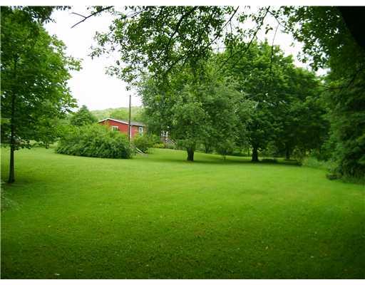 639 Freeport Road Freeport, PA 16229 - Photo 14 of 18 Land/Lot. Nice yard