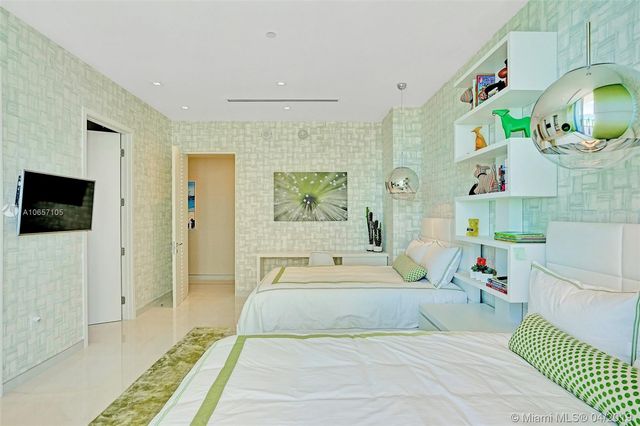 $3,400,000 | 17475 Collins Avenue, Unit 2001, Sunny Isles Beach, FL 33160