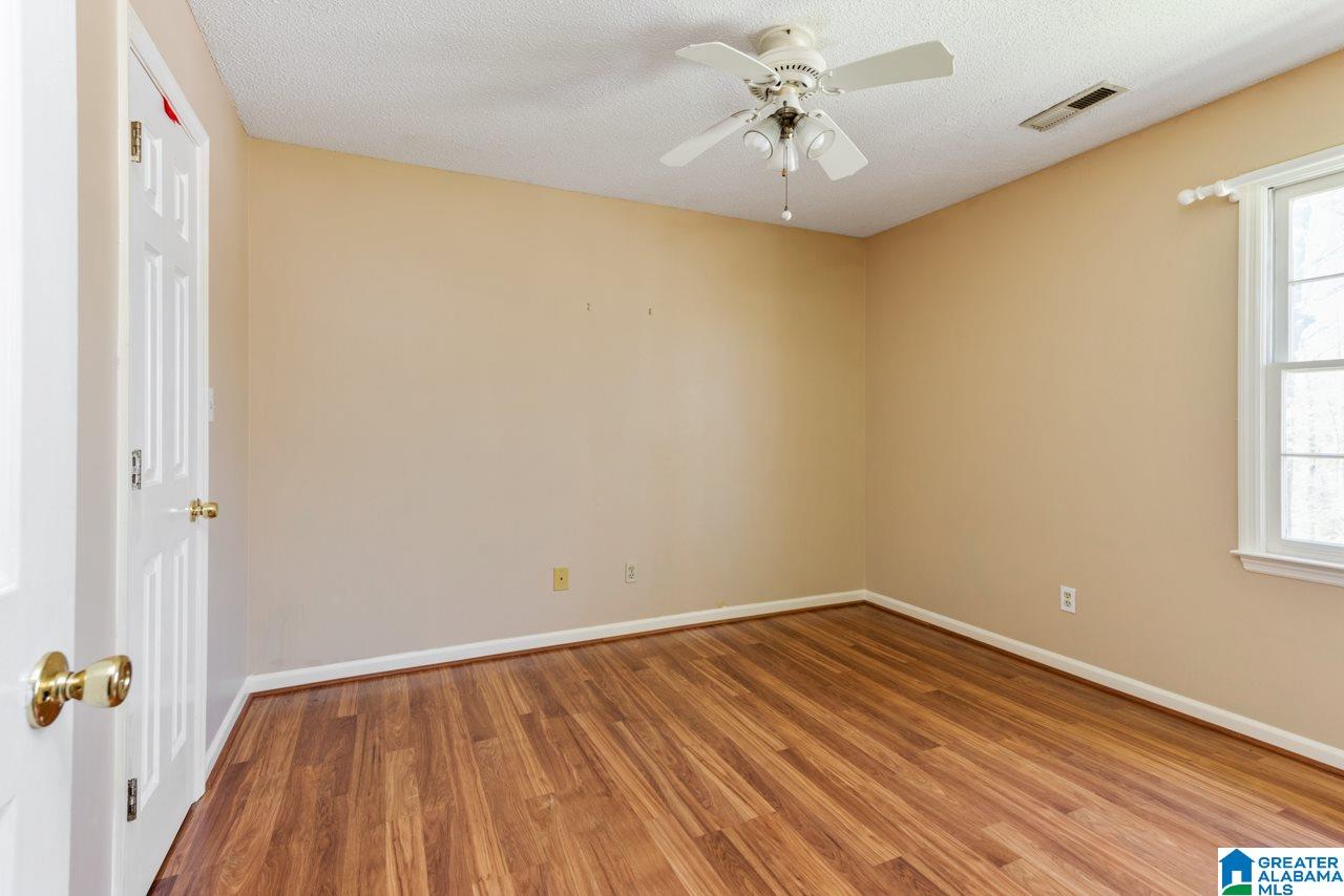 11 South Forty Road Alabaster, AL 35007 - Photo 34 of 37