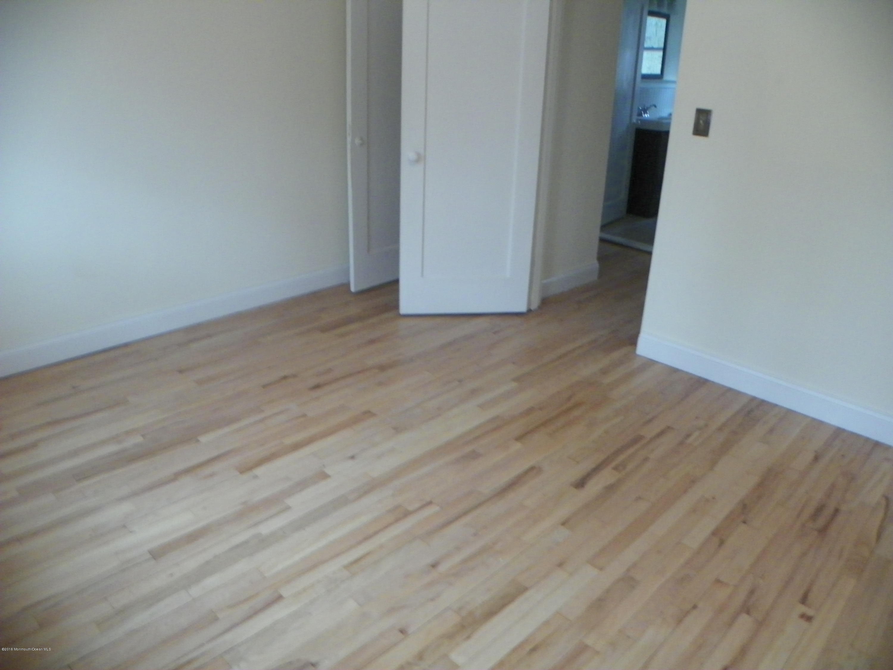 6 Manor Drive Red Bank, NJ 07701 - Photo 6 of 13