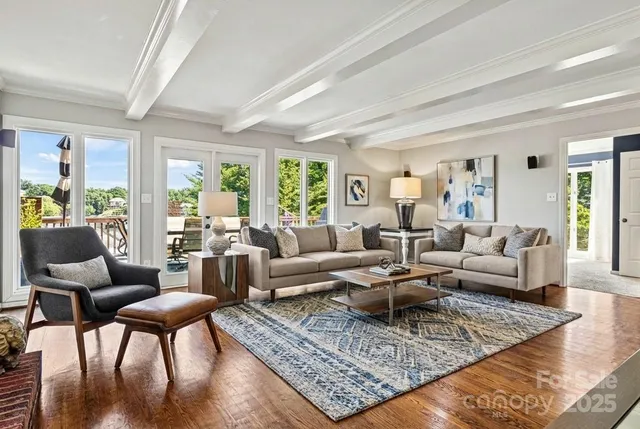 $1,350,000 | 476 44th Ave Drive Northwest, Hickory, NC 28601