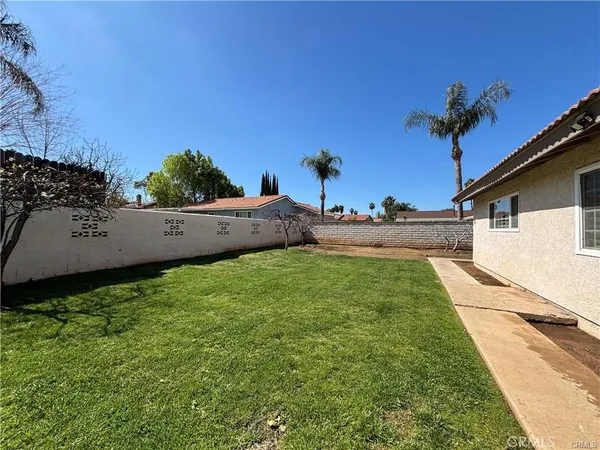 $3,600 | 1567 Brookside Avenue, Redlands, CA 92373