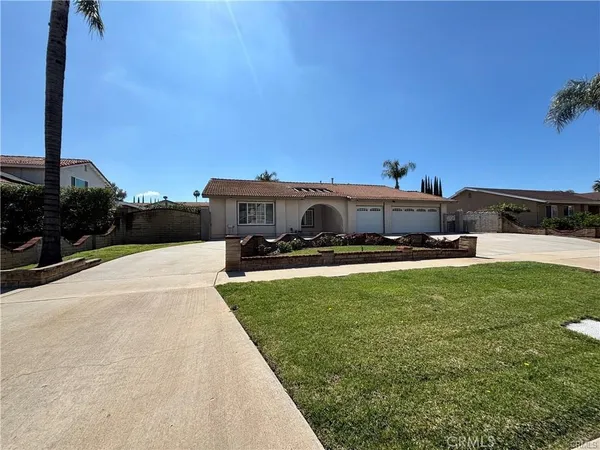 $3,600 | 1567 Brookside Avenue, Redlands, CA 92373