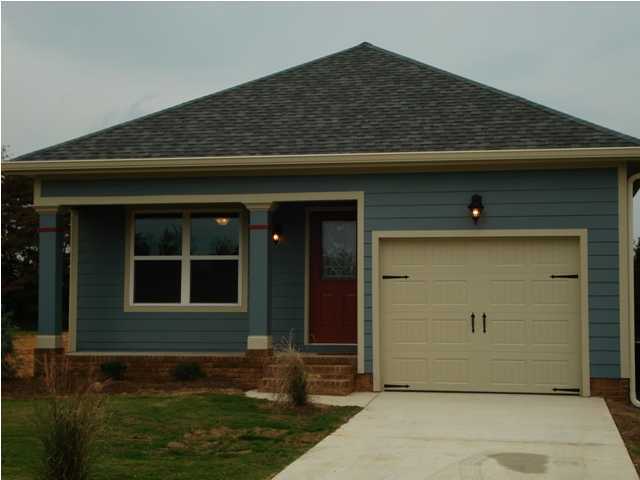 123 Fieldstone Cmns Rock Spring, GA 30739 - Photo 1 of 3 Primary Photo