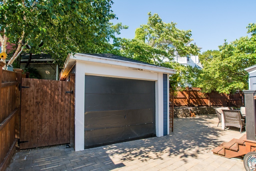 58 Brookfield Road Winthrop, MA 02152 - Photo 28 of 30 Gallery Image 28