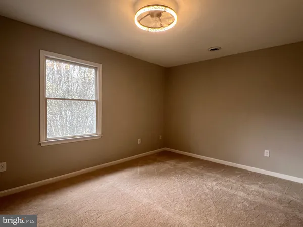 $574,500 | 11665 Flag Rock Drive, Remington, VA 22734