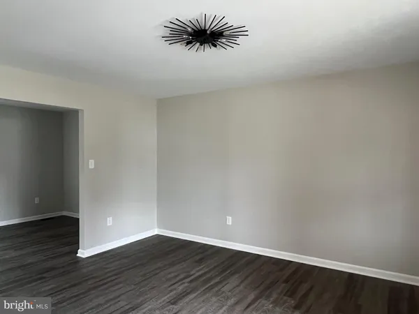 $574,500 | 11665 Flag Rock Drive, Remington, VA 22734