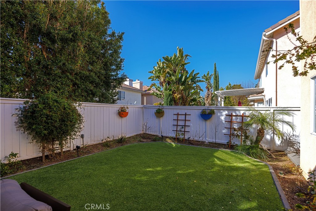 14 Sorenson Irvine, CA 92602 - Photo 27 of 27 a front view of a house with garden