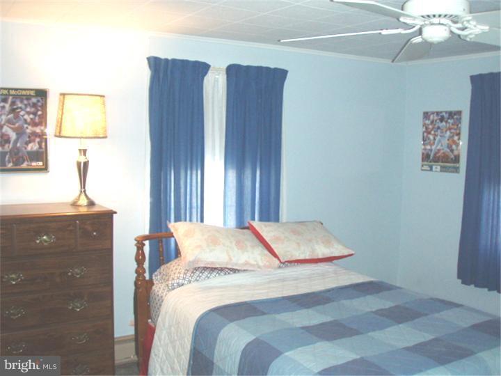 68 Terrace Road Levittown, PA 19056 - Photo 18 of 18 Bedroom