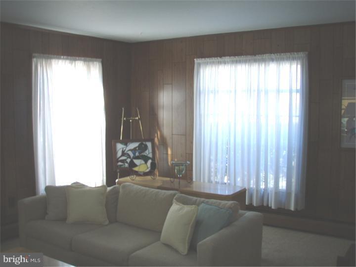 68 Terrace Road Levittown, PA 19056 - Photo 8 of 18 Family Room