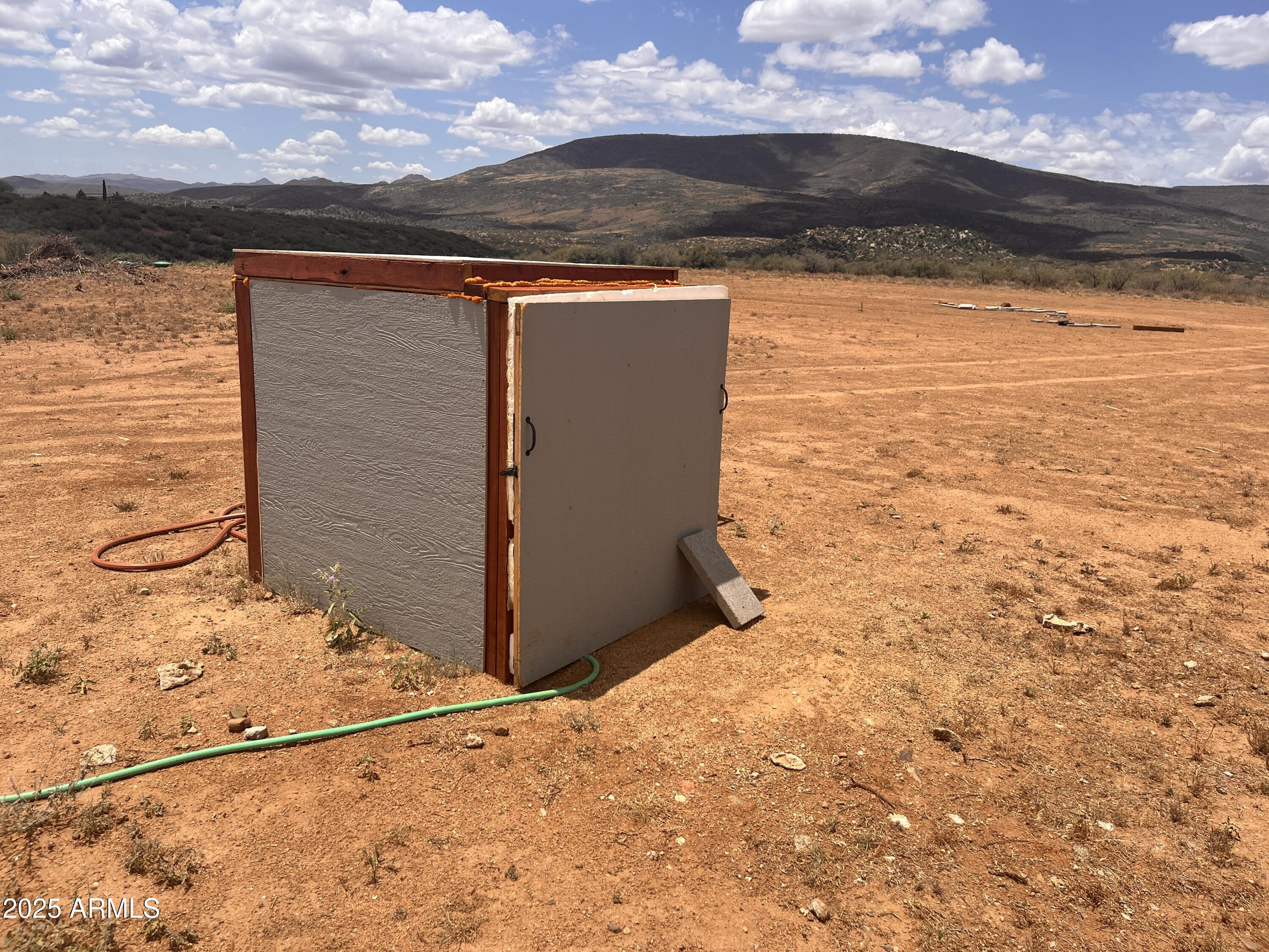 1100 South Iron Springs Road Skull Valley, AZ 86338 - Photo 20 of 22 a view of a sky from a terrace