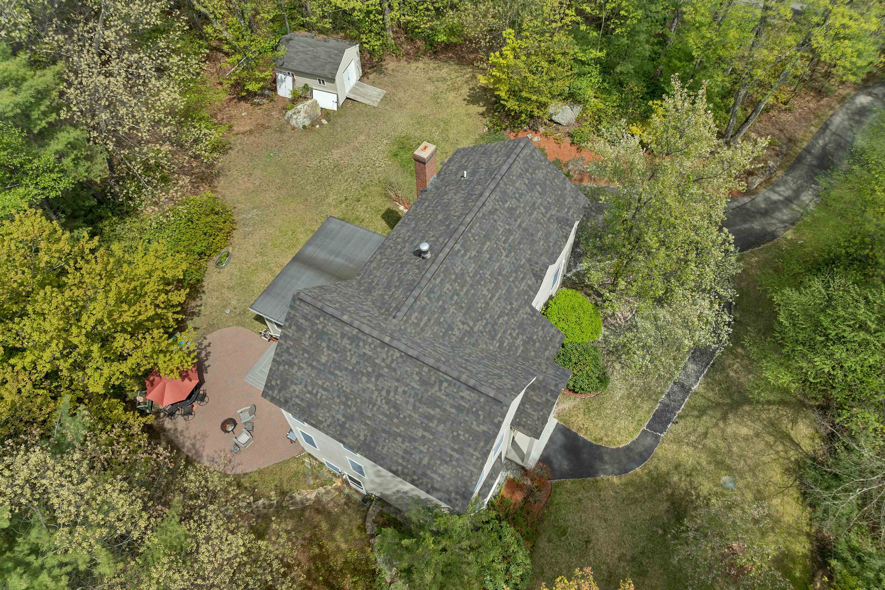 281 New Boston Road Bedford, NH 03110 - Photo 9 of 53