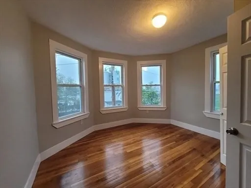 $3,200 | 8 Woodman Street, Unit 2, Lynn, MA 01905