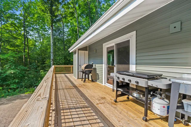 $374,900 | 17135 Country Club Road, Lakewood, WI 54138