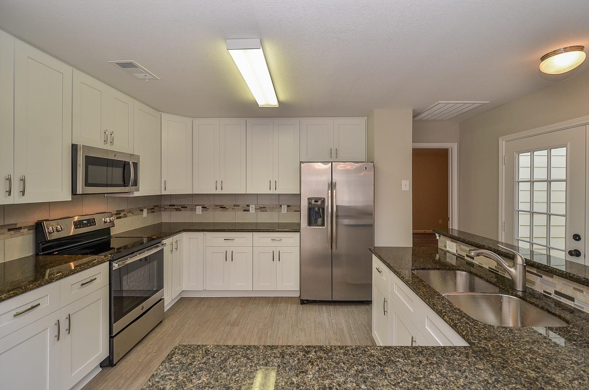 13214 Ravensway Drive Cypress, TX 77429 - Photo 12 of 31