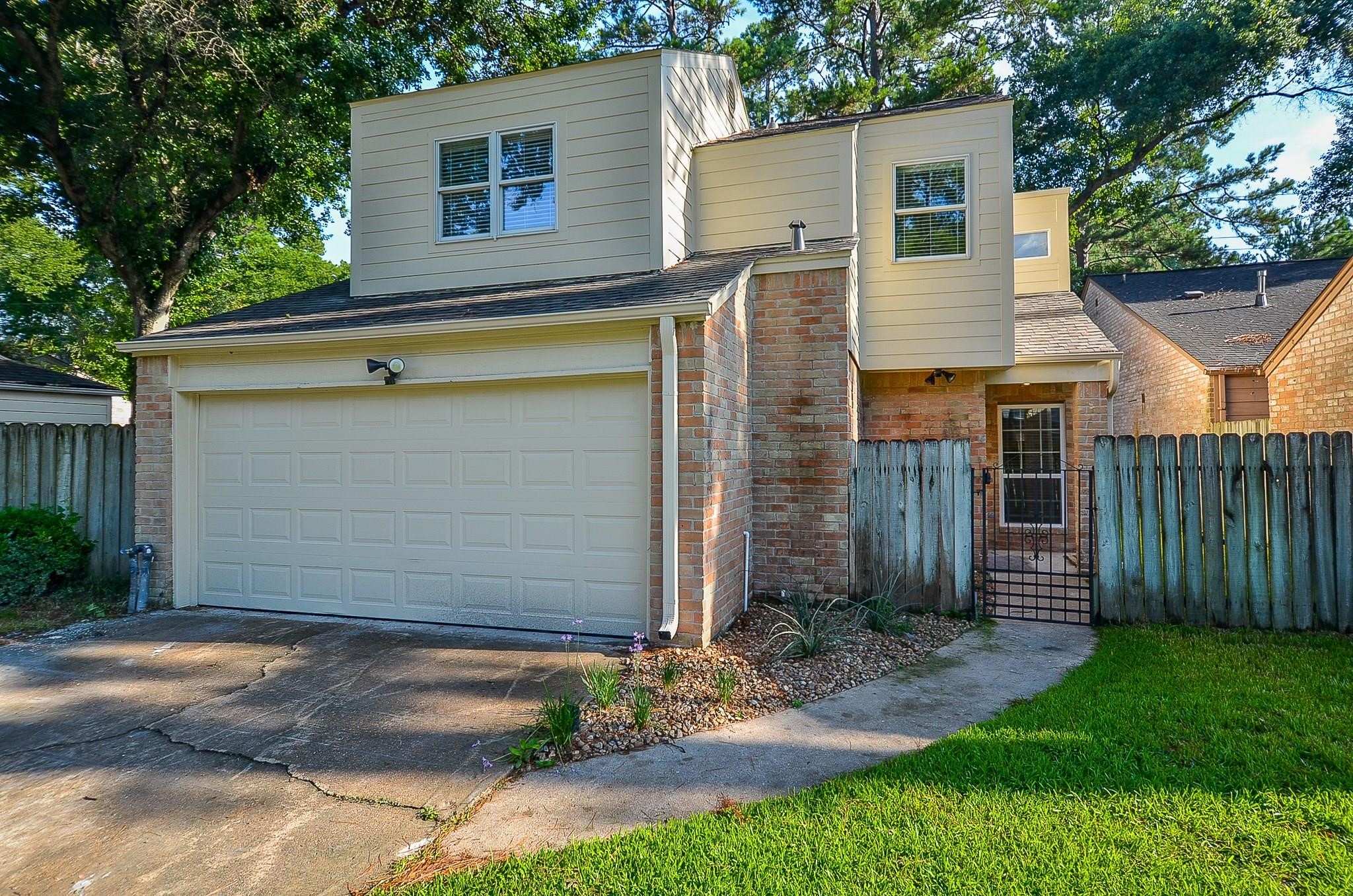 13214 Ravensway Drive Cypress, TX 77429 - Photo 2 of 31