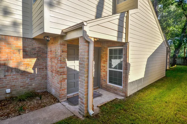 $2,000 | 13214 Ravensway Drive, Cypress, TX 77429