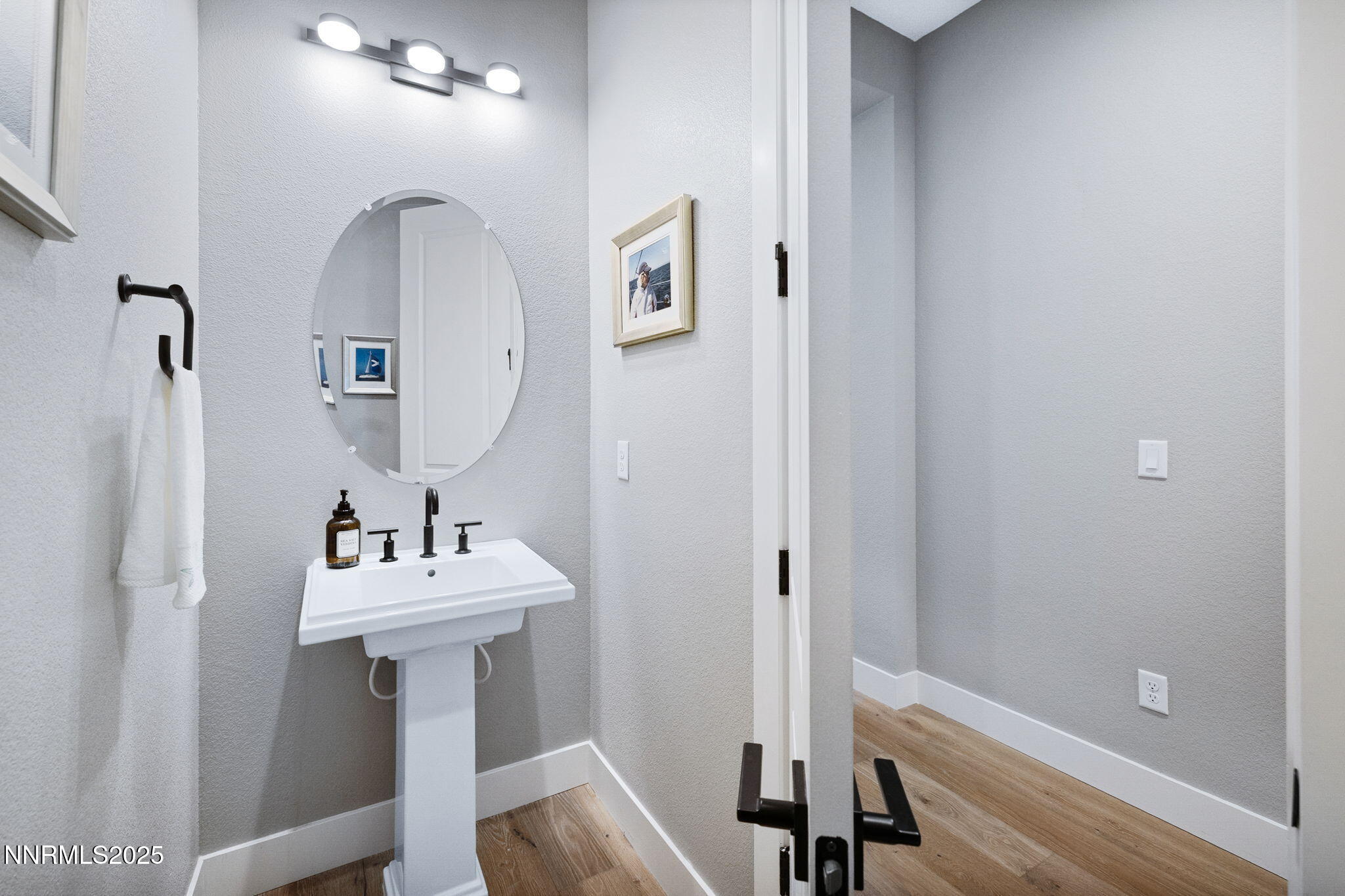 3060 Feathertop Drive Reno, NV 89521 - Photo 13 of 19 75-web-or-mls-3060 Feathertop-33