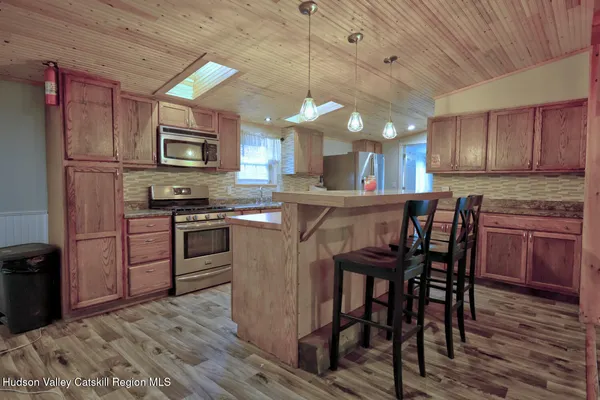 $260,000 | 141 Jones Road, Round Top, NY 12473