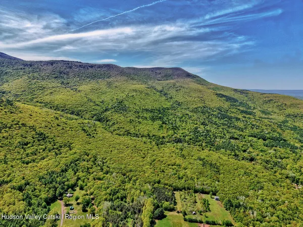 $260,000 | 141 Jones Road, Round Top, NY 12473