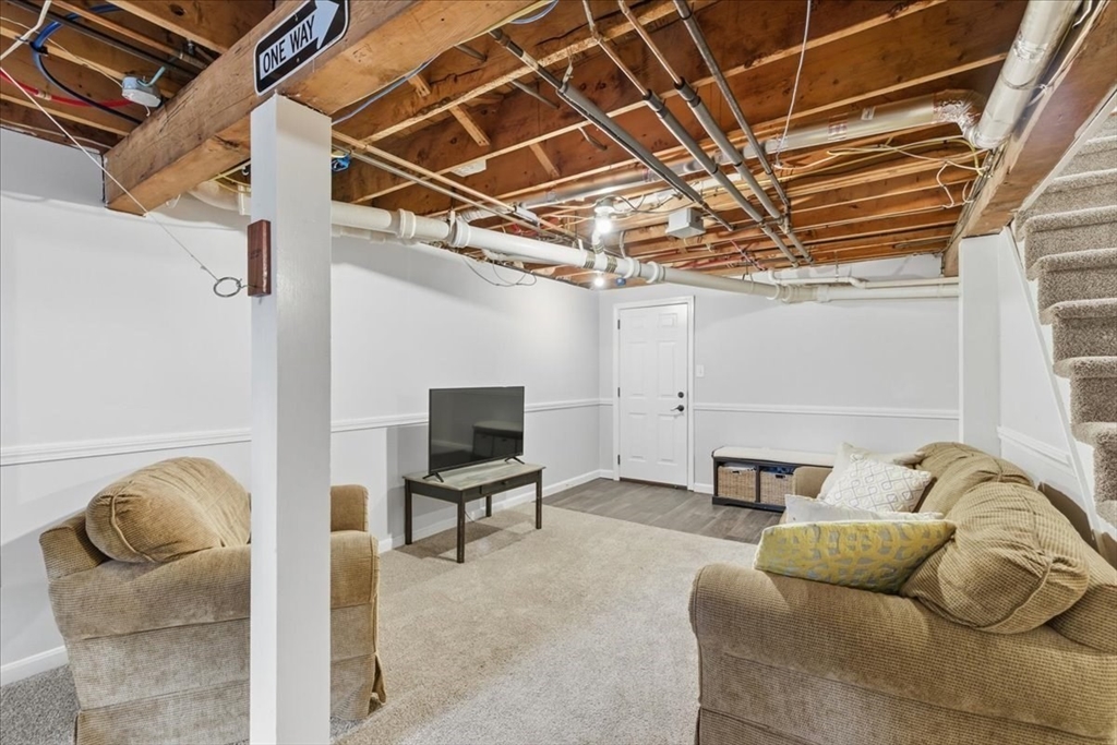 32 Snyder Road Medfield, MA 02052 - Photo 30 of 42