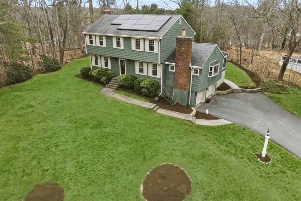 32 Snyder Road Medfield, MA 02052 - Photo 3 of 42