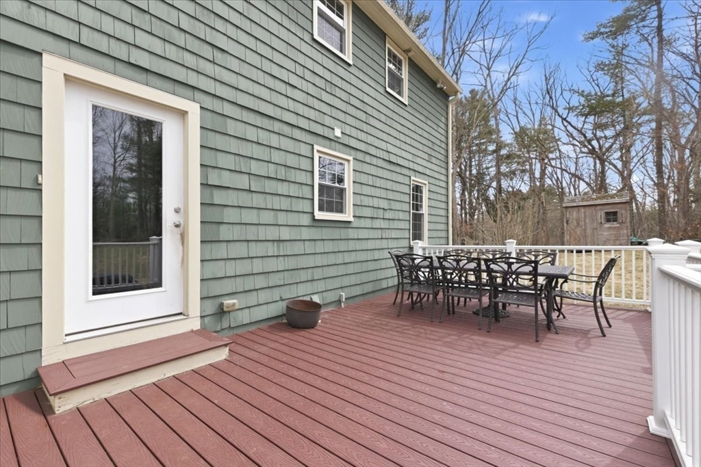 32 Snyder Road Medfield, MA 02052 - Photo 33 of 42
