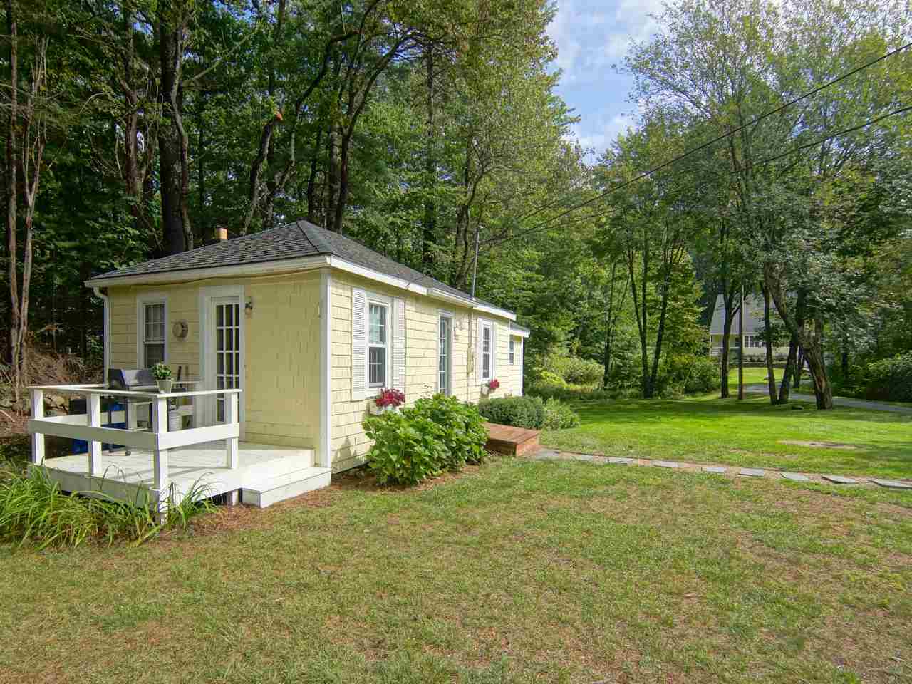 320 Brackett Road Rye, NH 03870 - Photo 2 of 40
