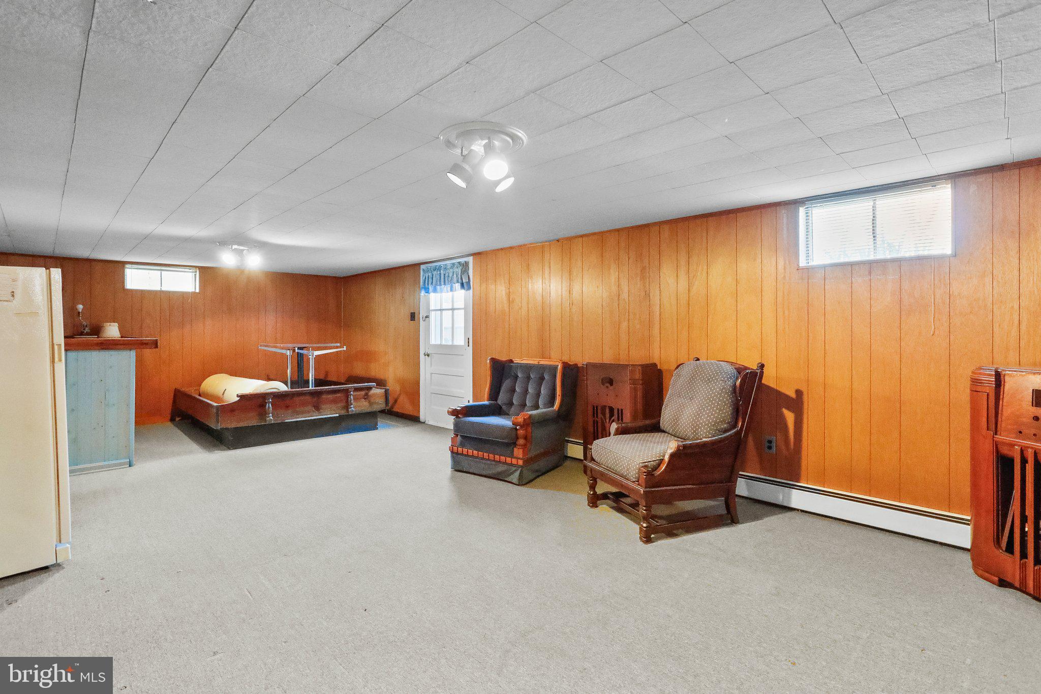 437 Jamestown Road Front Royal, VA 22630 - Photo 27 of 37 Family Room - LL