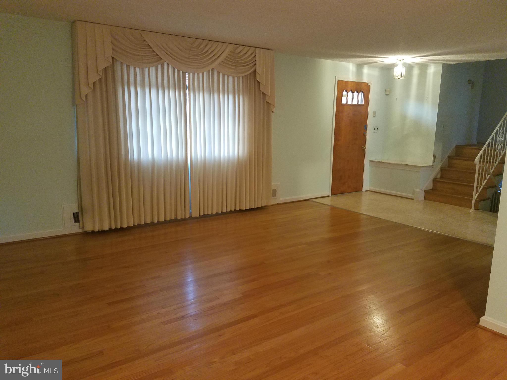 10233 Riggs Road Adelphi, MD 20783 - Photo 11 of 26 Living Room
