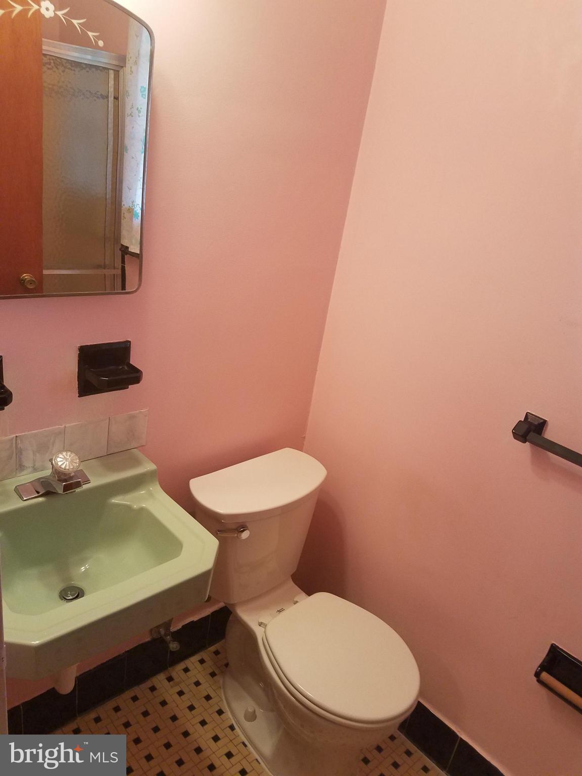 10233 Riggs Road Adelphi, MD 20783 - Photo 20 of 26 Bath