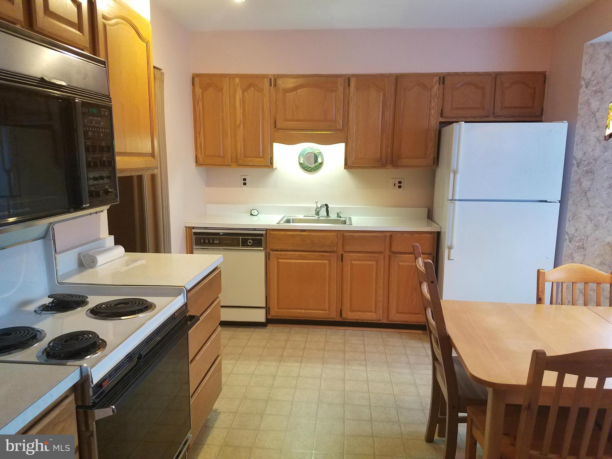 10233 Riggs Road Adelphi, MD 20783 - Photo 6 of 26 Kitchen
