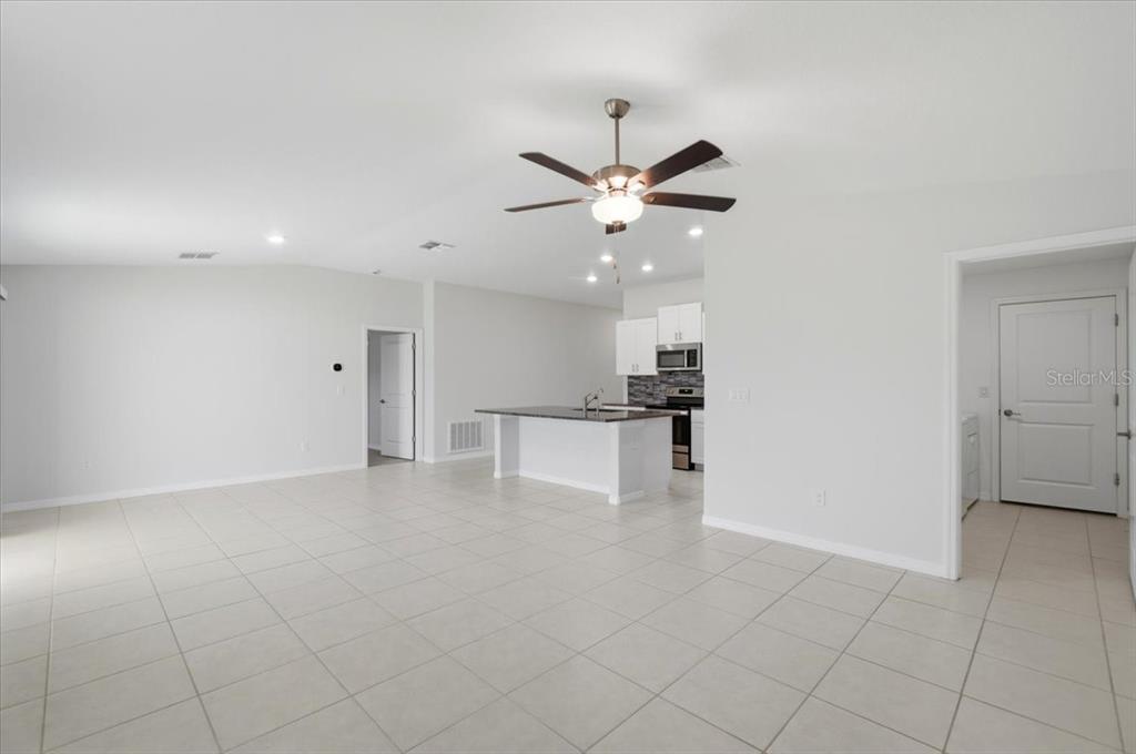 4316 Trotters Way Lakeland, FL 33801 - Photo 8 of 16