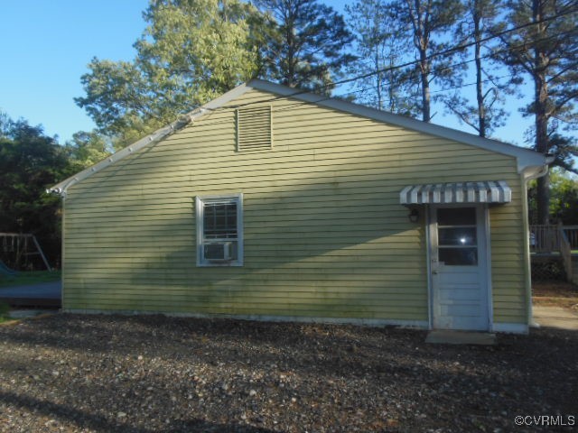 103 Covey Road Sandston, VA 23150 - Photo 3 of 16 Left Side