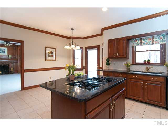 5604 North Hawthorne Way Raleigh, NC 27613 - Photo 11 of 21 Photo 11