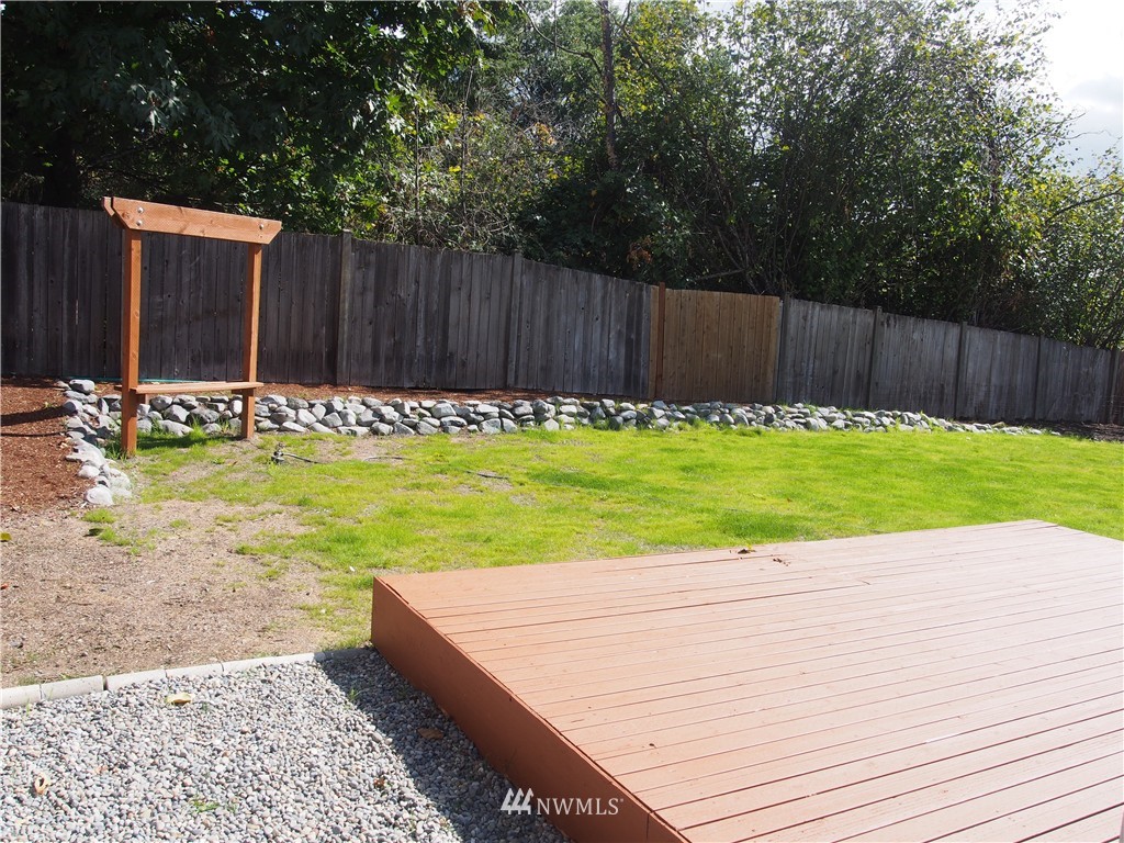 2008 Camas Avenue Northeast Renton, WA 98056 - Photo 17 of 17 Gallery Image 17