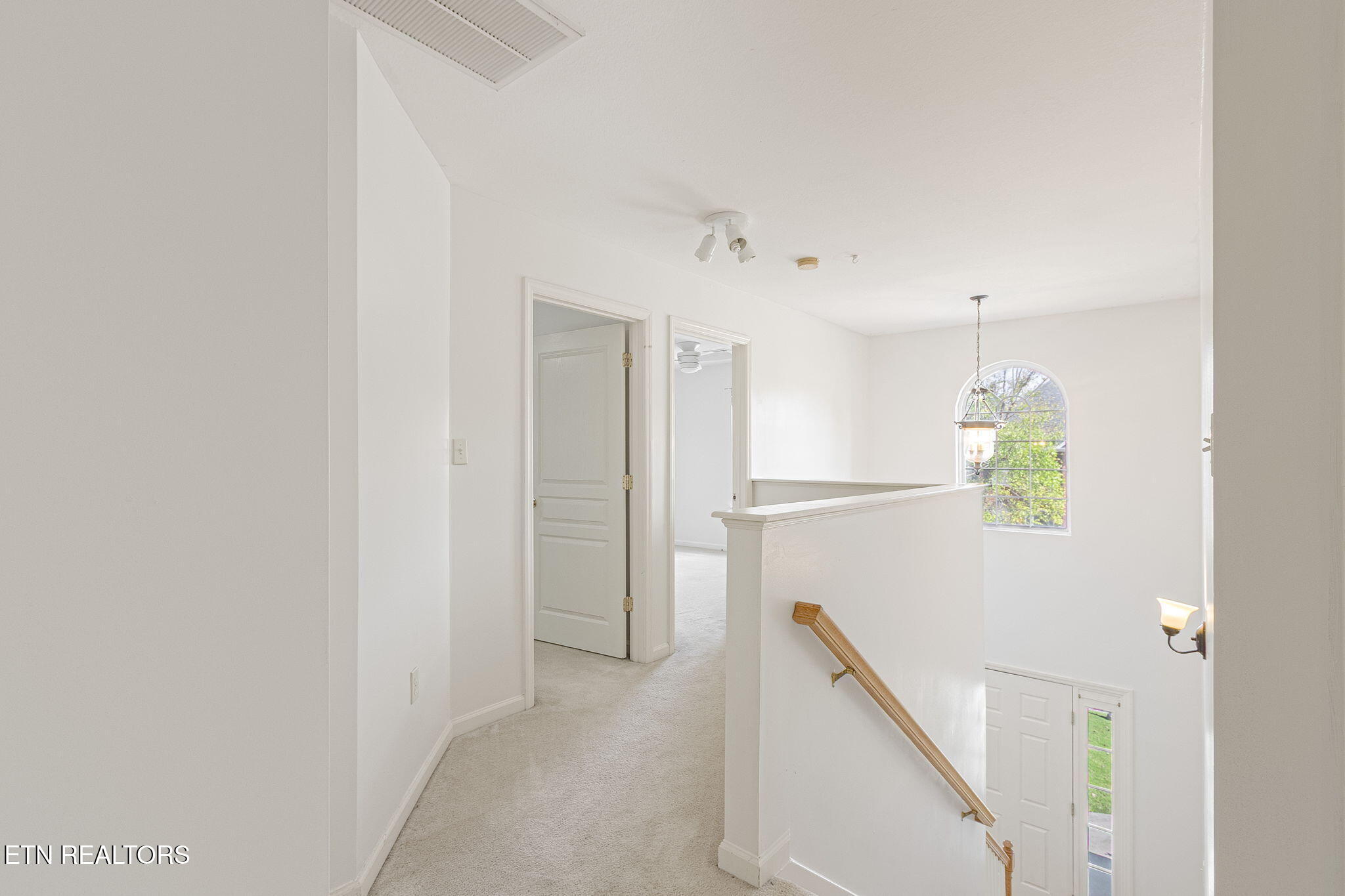 10033 Madison Ridge Lane Knoxville, TN 37922 - Photo 17 of 32 upstairs