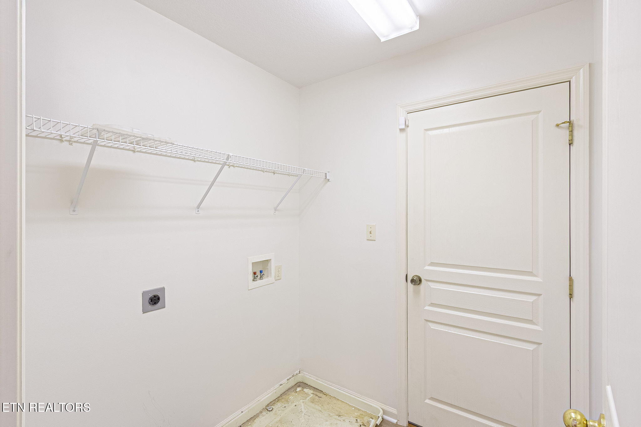 10033 Madison Ridge Lane Knoxville, TN 37922 - Photo 22 of 32 master walk-in closet