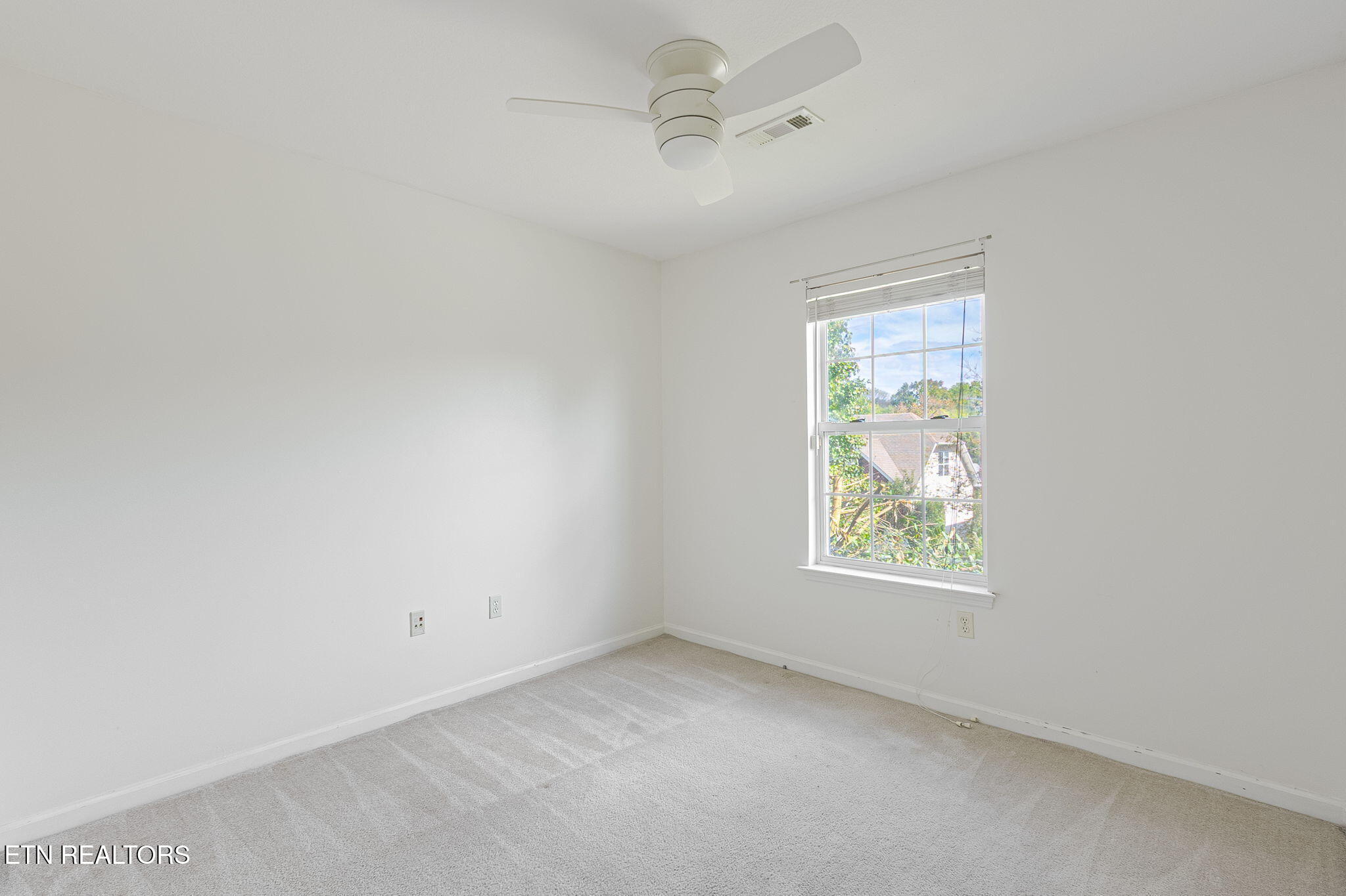 10033 Madison Ridge Lane Knoxville, TN 37922 - Photo 26 of 32 bedroom 2