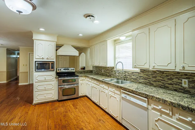 $230,000 | 1336 Sunset Drive, Canton, MS 39046