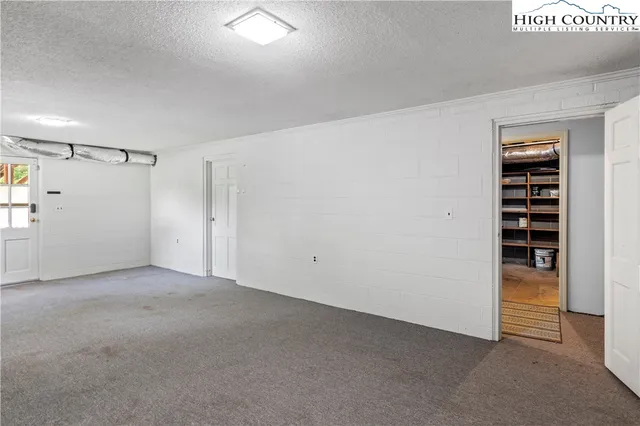 a view of empty room