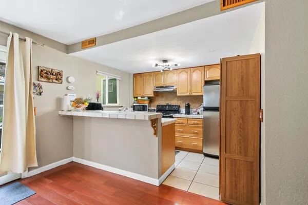 $299,000 | 736 West Lincoln Avenue, Unit 138, Woodland, CA 95695