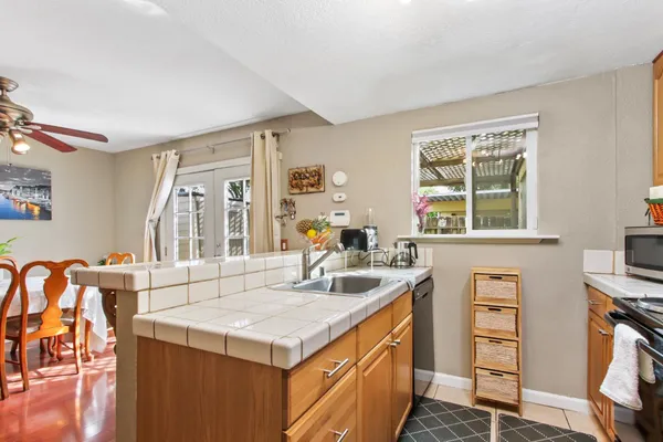 $299,000 | 736 West Lincoln Avenue, Unit 138, Woodland, CA 95695