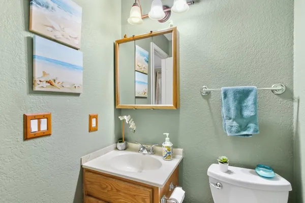 $299,000 | 736 West Lincoln Avenue, Unit 138, Woodland, CA 95695