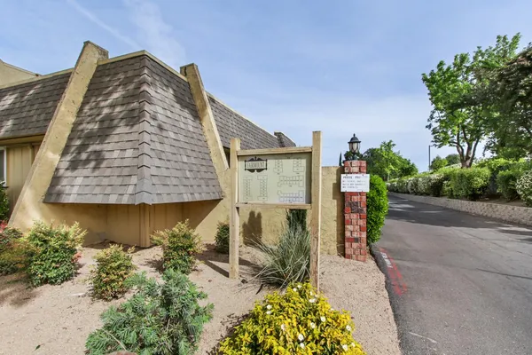 $299,000 | 736 West Lincoln Avenue, Unit 138, Woodland, CA 95695