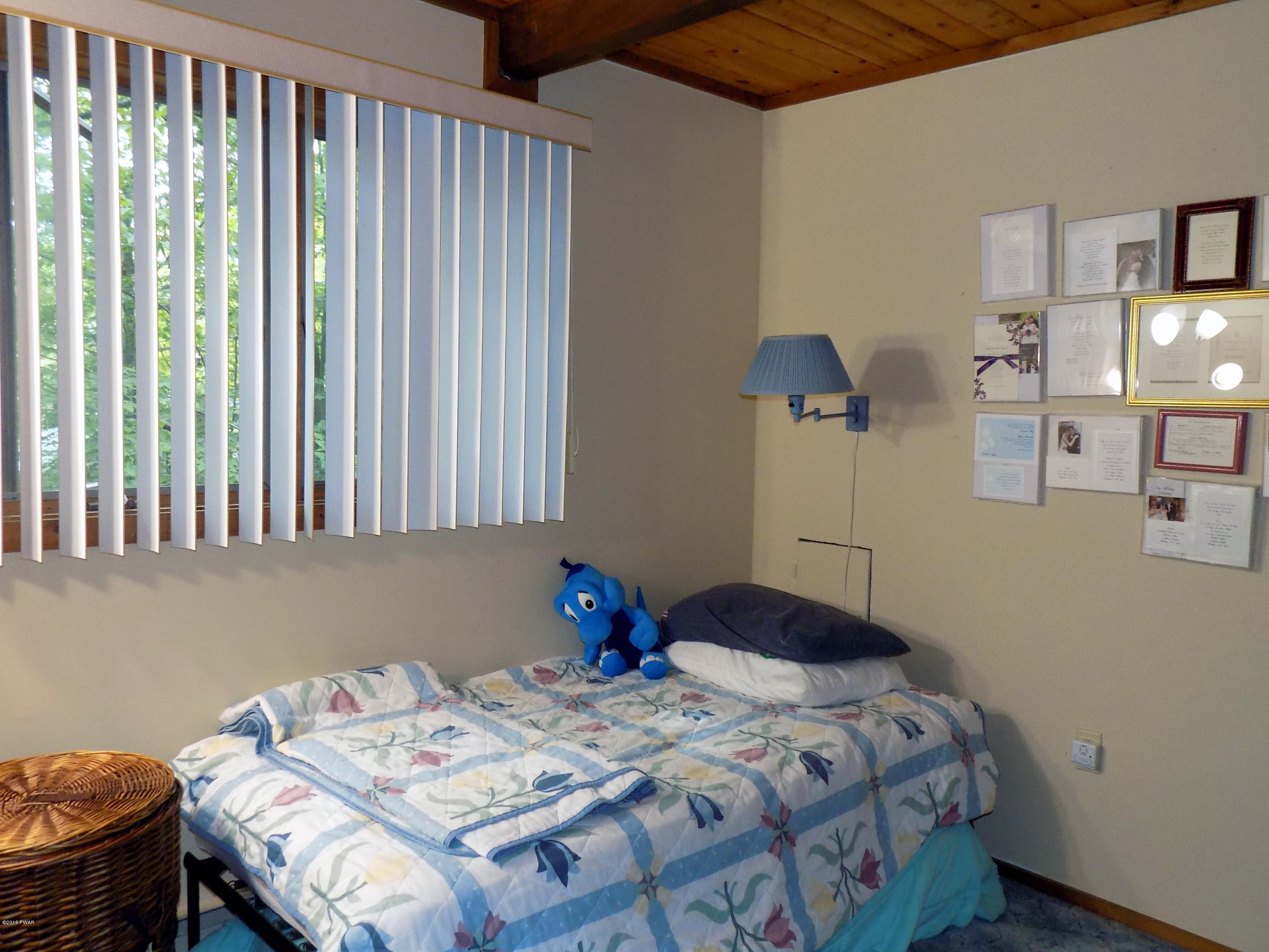 1131 Mustang Road Lake Ariel, PA 18436 - Photo 6 of 48