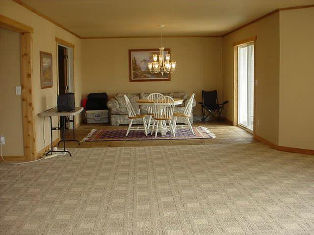 340 Black Hawk Road Yakima, WA 98908 - Photo 16 of 25 a view of a dining room with furniture