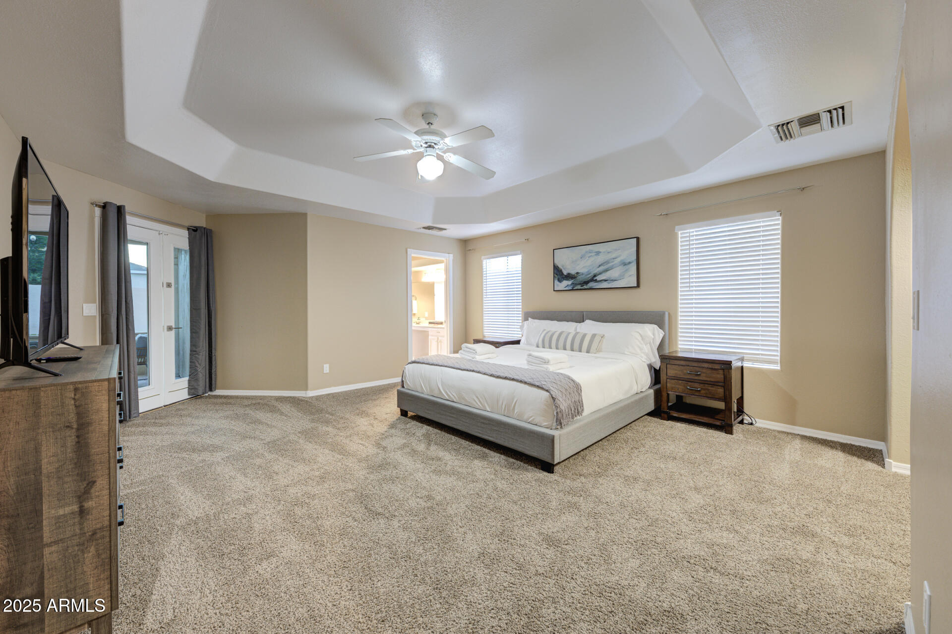 866 N Forest Mesa, AZ 85203 - Photo 4 of 39 866 N Forest-35