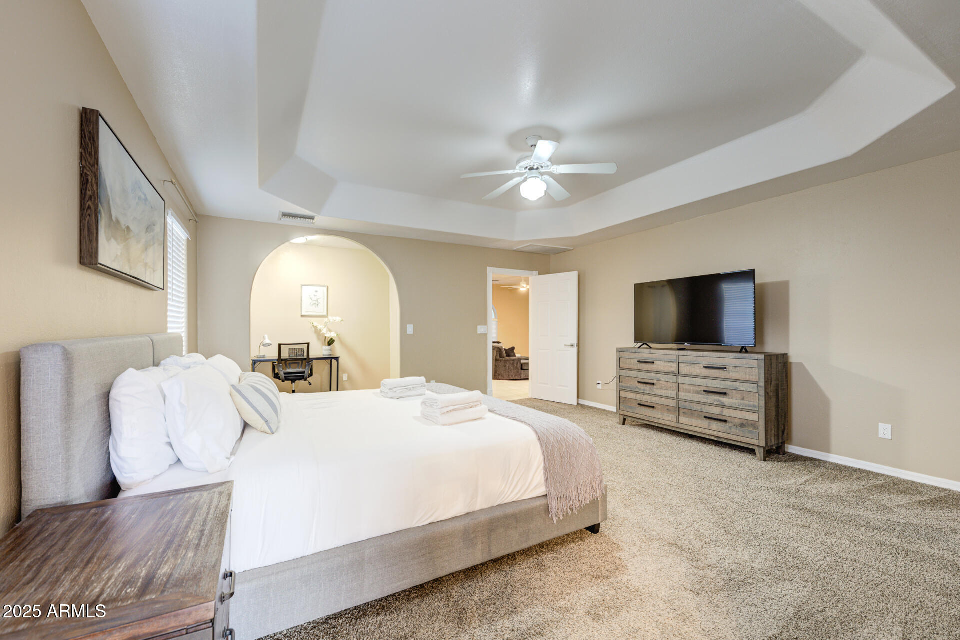 866 N Forest Mesa, AZ 85203 - Photo 5 of 39 866 N Forest-36