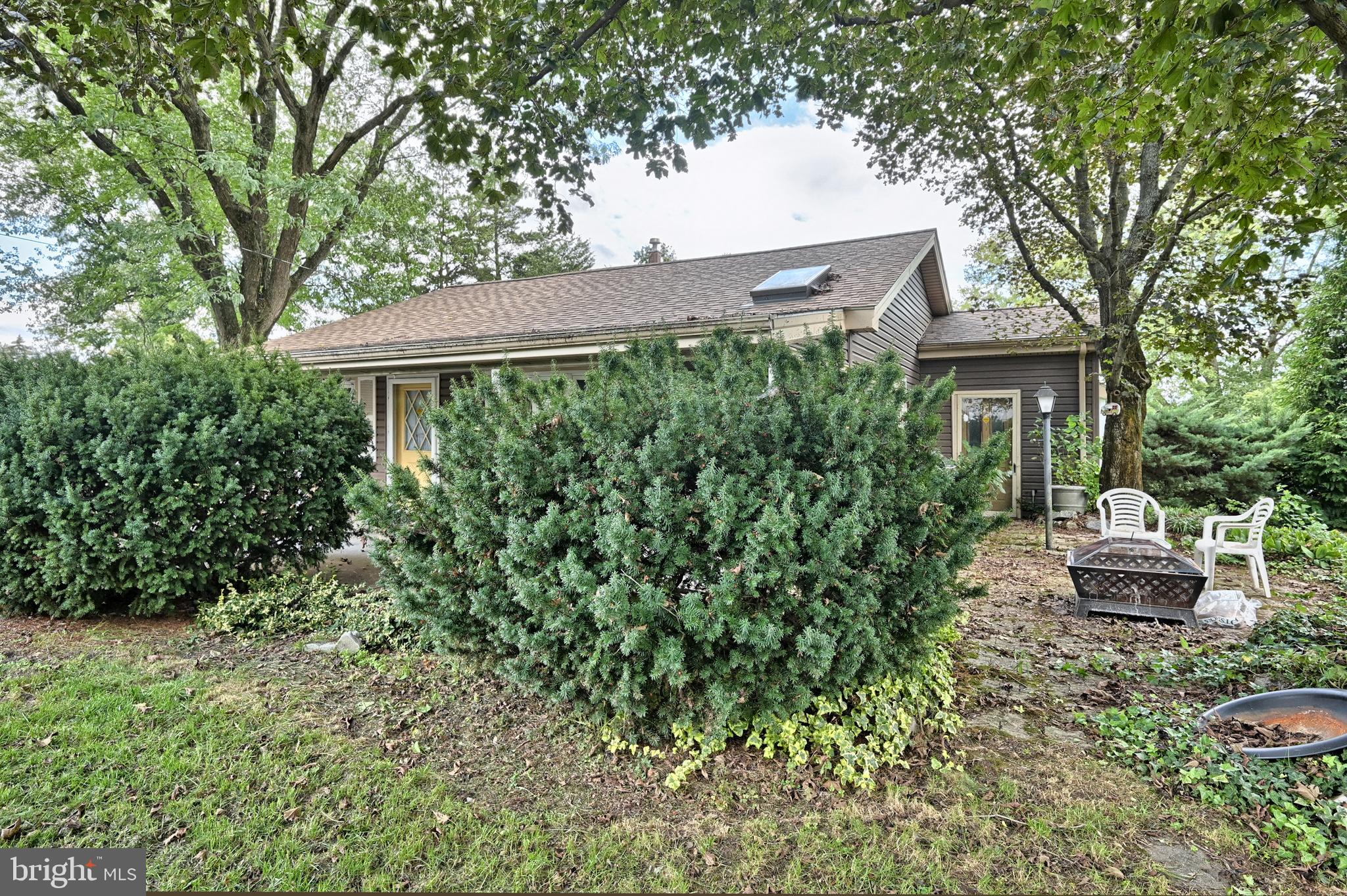 917 Maytown Road Elizabethtown, PA 17022 - Photo 3 of 25